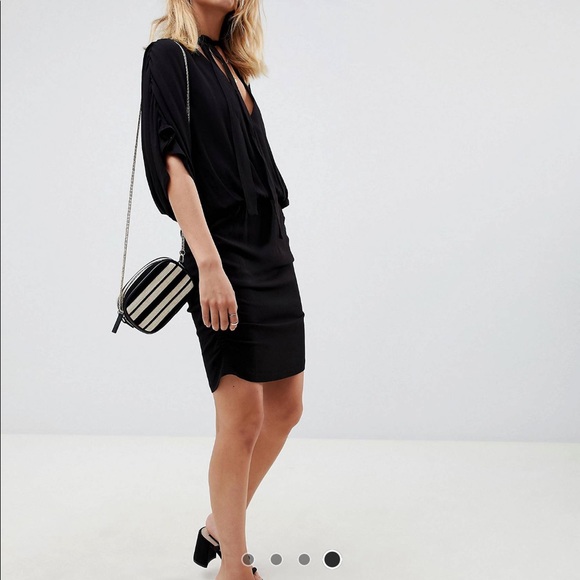 🆕 ASOS Design Ruched Mini Dress w/ Neck Tie SIZE 8 - Picture 4 of 4